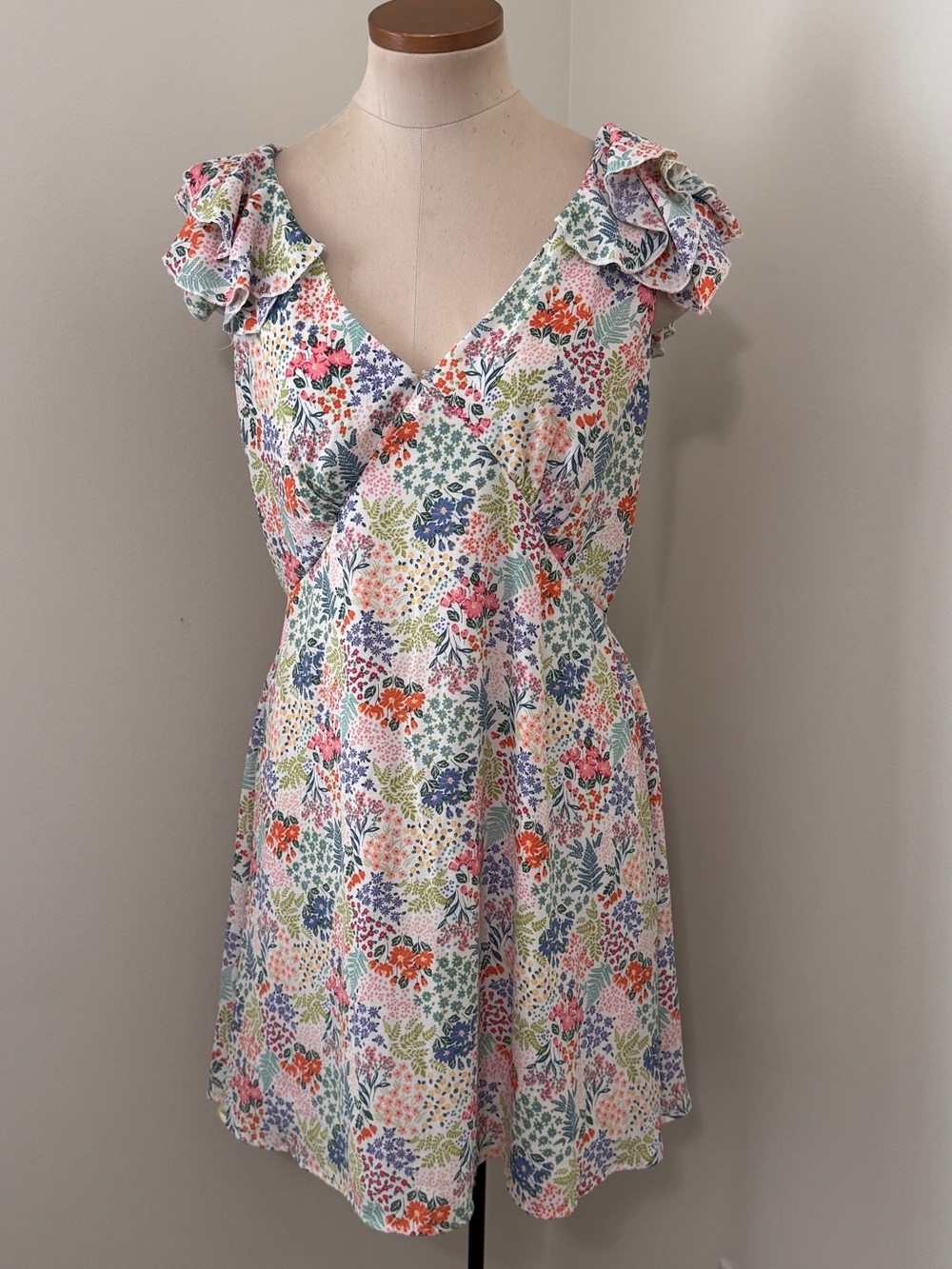 Altarโd State XL Floral Flutter Sleeve Mini Dress w/ Openโ Tie Back